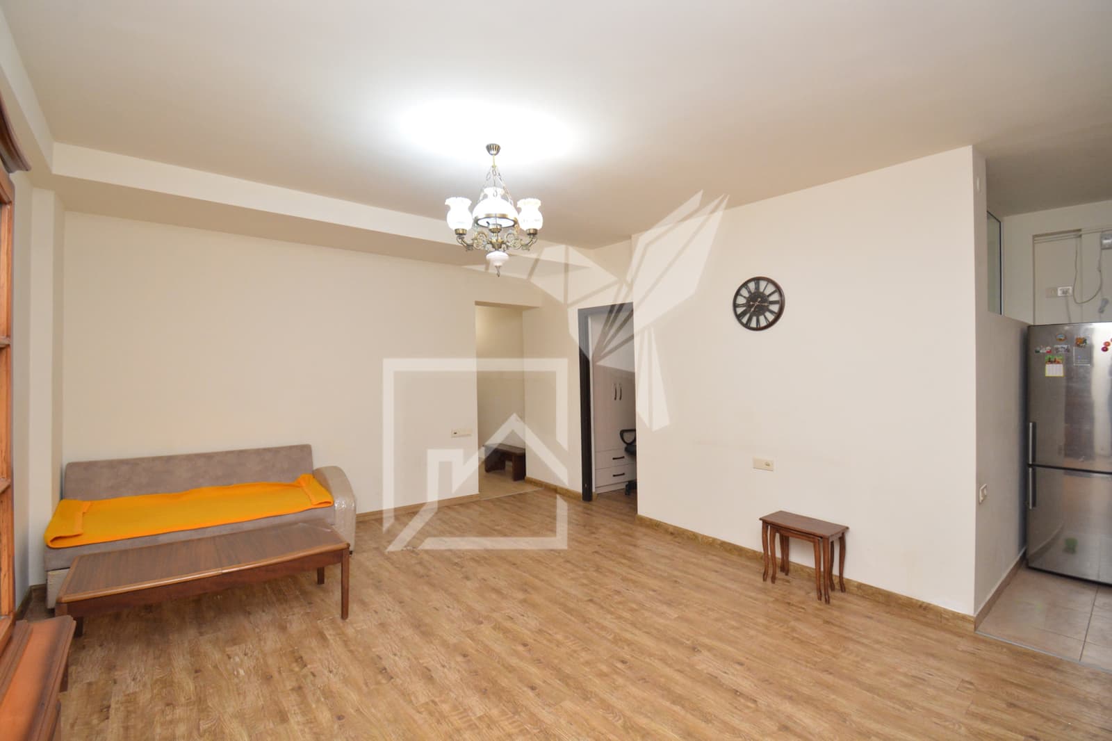3 սենյականոց բնակարան Կենտրոնում, լուսանկար 2